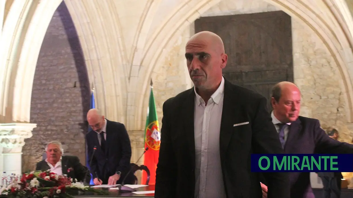 Novos autarcas do município de Santarém tomaram posse