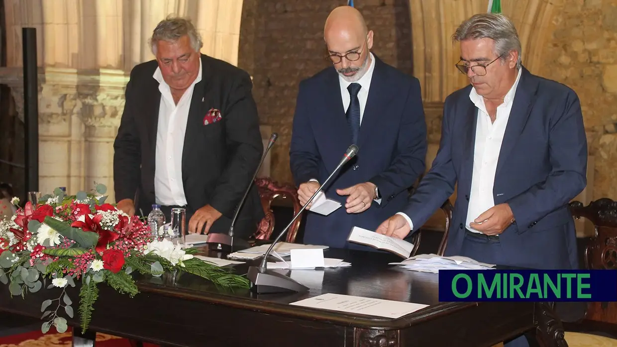 Novos autarcas do município de Santarém tomaram posse