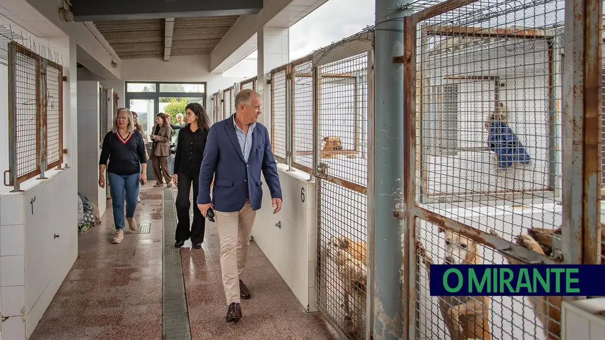 Câmara de Abrantes inaugura bloco operatório e apresenta ambulância animal no Centro de Recolha Oficial