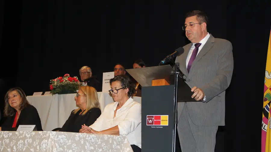 Habitação é prioridade do novo presidente que promete governar Almeirim com transparência