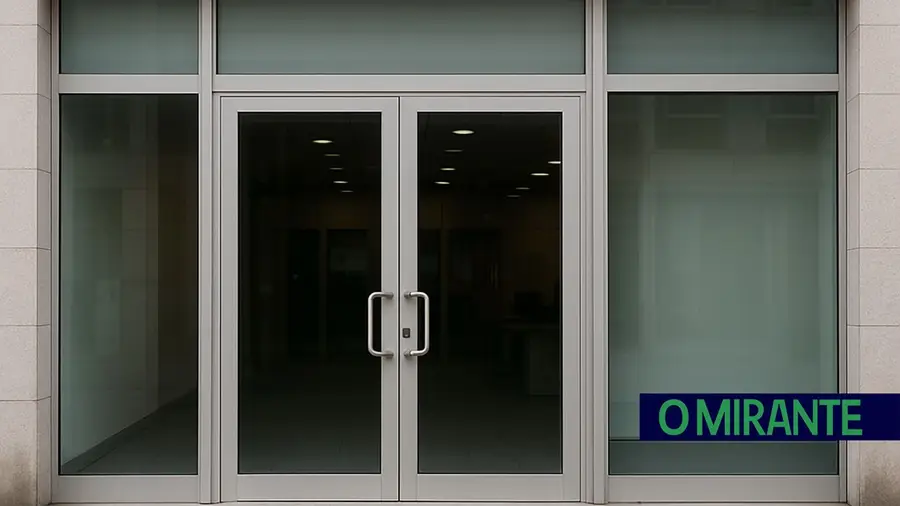 Santander fecha balcões em Azambuja, Chamusca e Marinhais em Novembro