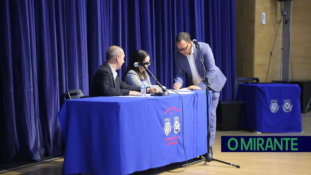 Autarcas tomaram posse em Alverca do Ribatejo e Sobralinho