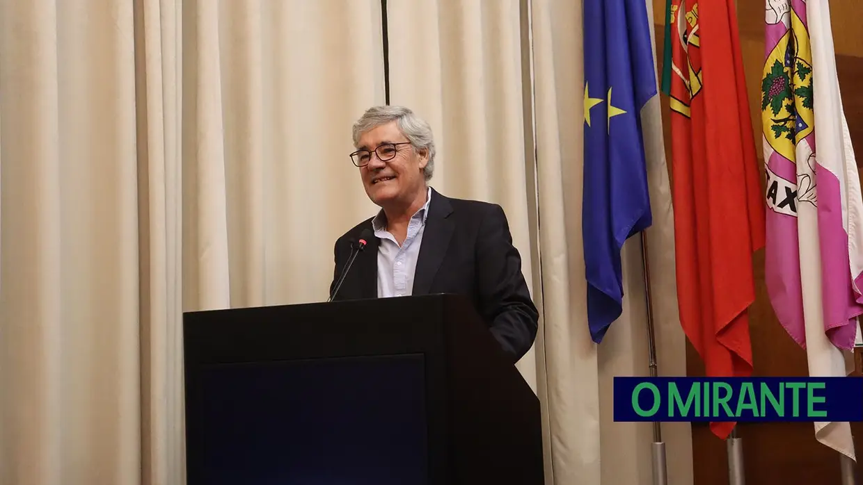 João Heitor assume novo mandato com promessa de consolidar progresso do concelho