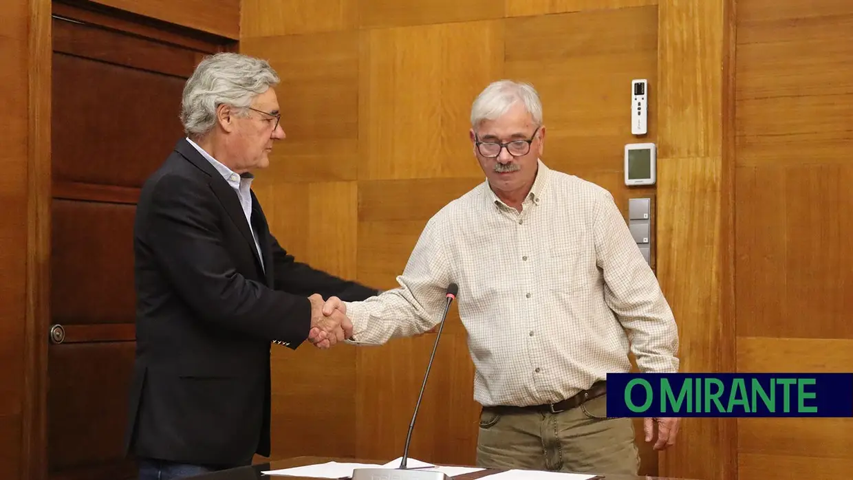 João Heitor assume novo mandato com promessa de consolidar progresso do concelho