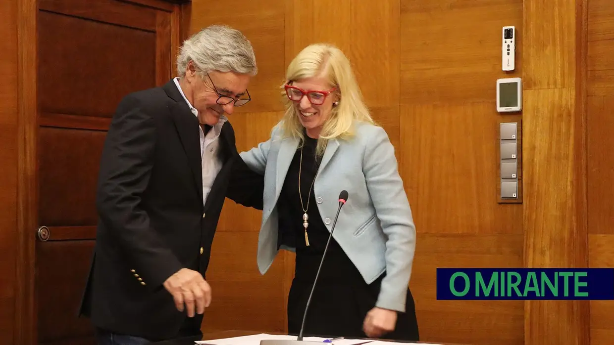 João Heitor assume novo mandato com promessa de consolidar progresso do concelho