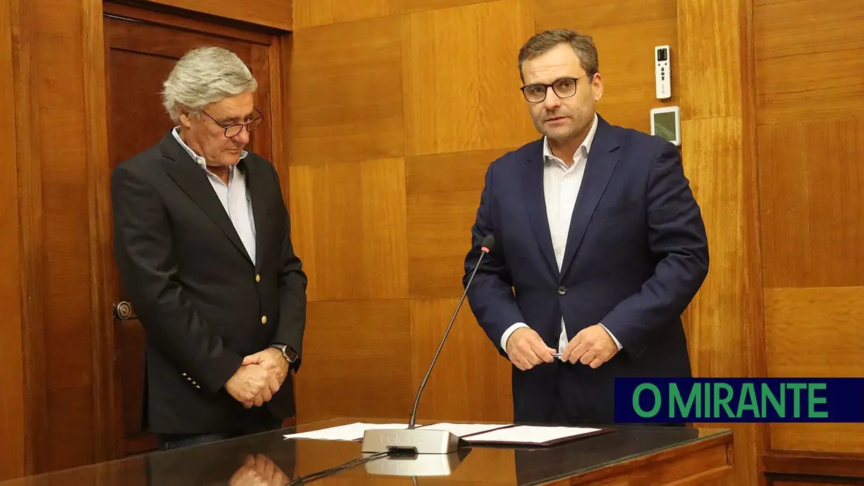João Heitor assume novo mandato com promessa de consolidar progresso do concelho