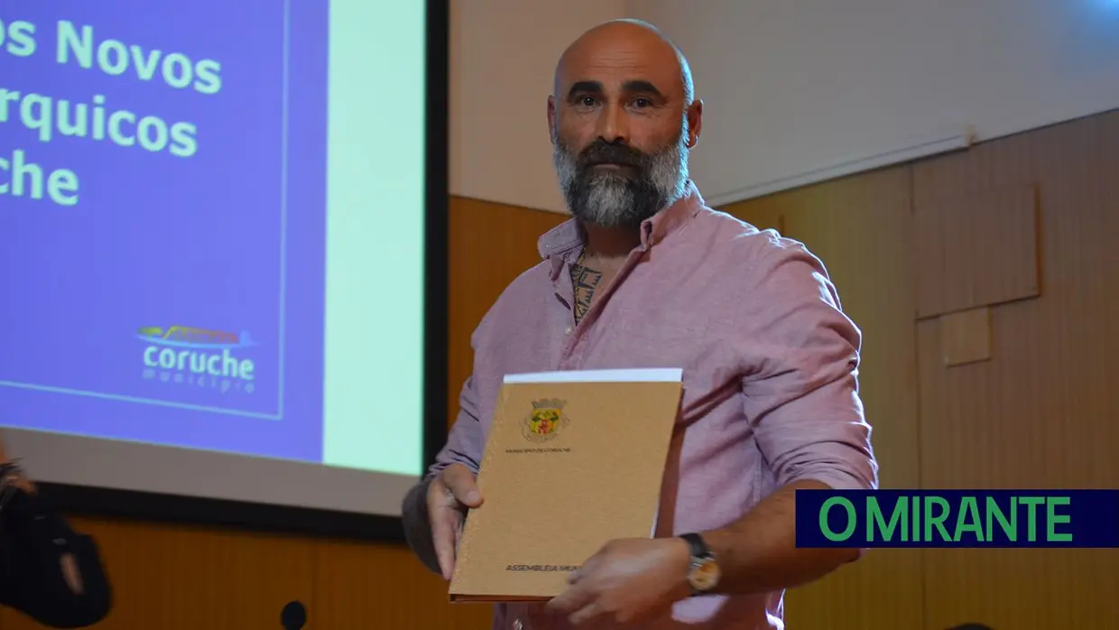 PS aposta na estabilidade e abriu espaço ao PSD na liderança da Assembleia Municipal de Coruche