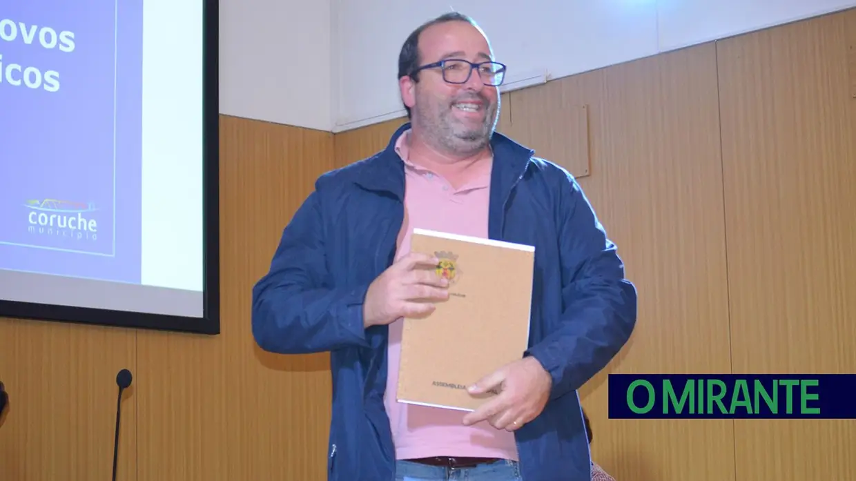 PS aposta na estabilidade e abriu espaço ao PSD na liderança da Assembleia Municipal de Coruche