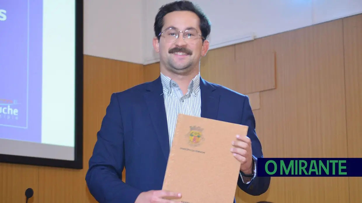 PS aposta na estabilidade e abriu espaço ao PSD na liderança da Assembleia Municipal de Coruche