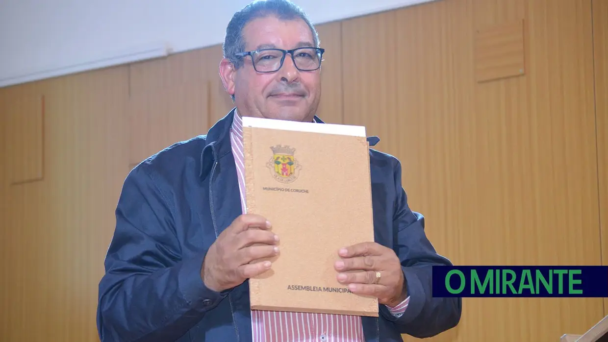 PS aposta na estabilidade e abriu espaço ao PSD na liderança da Assembleia Municipal de Coruche