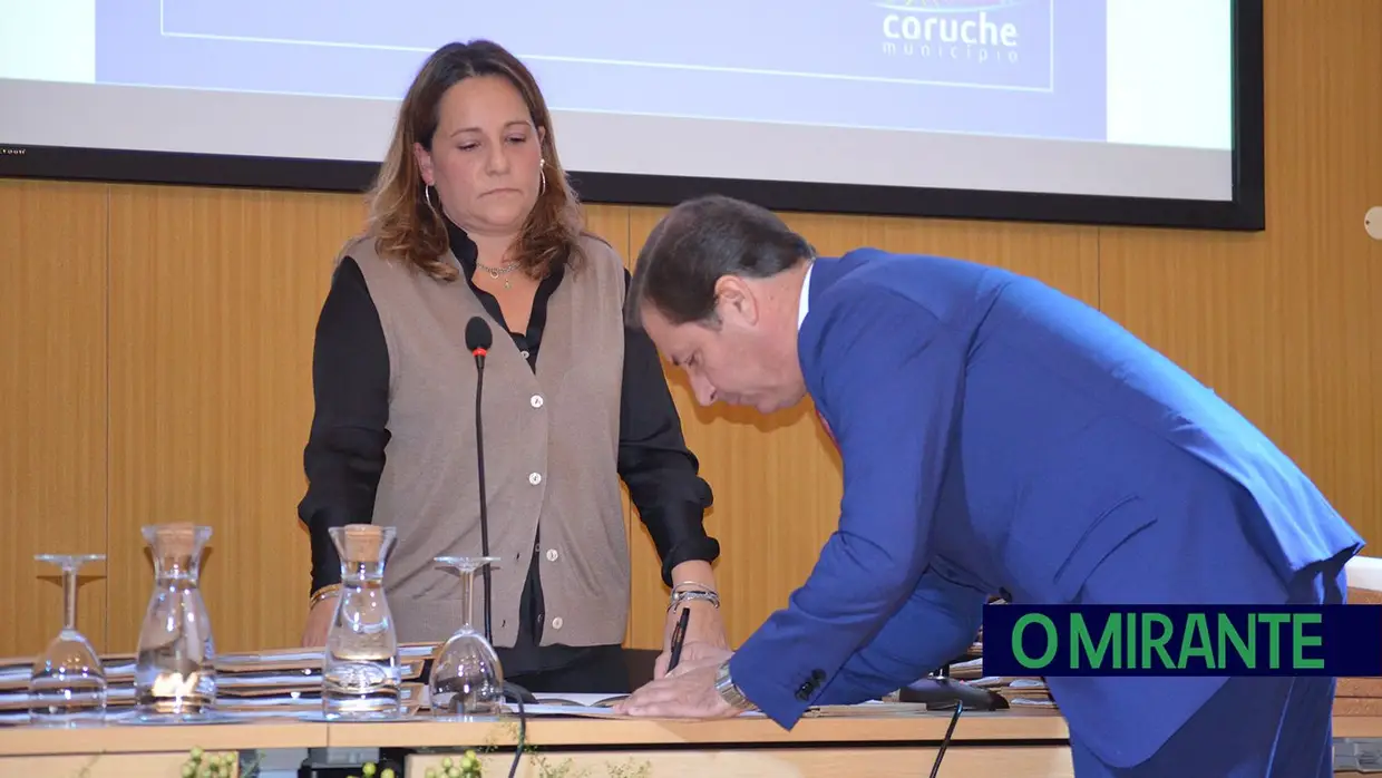 PS aposta na estabilidade e abriu espaço ao PSD na liderança da Assembleia Municipal de Coruche