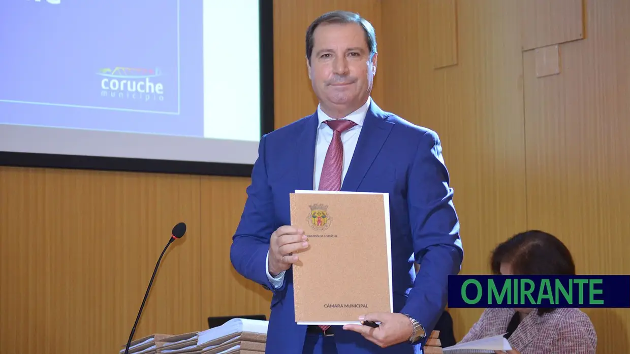 PS aposta na estabilidade e abriu espaço ao PSD na liderança da Assembleia Municipal de Coruche