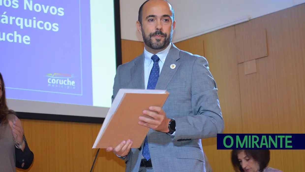 PS aposta na estabilidade e abriu espaço ao PSD na liderança da Assembleia Municipal de Coruche