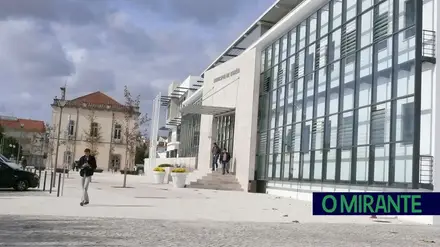 PJ faz buscas na Câmara de Ourém e em três empresas