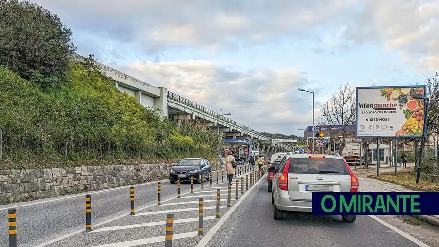 Infraestruturas de Portugal vai manter Pilaretes polémicos em Alhandra