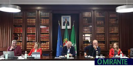 Acordo entre PS e CDU para garantir estabilidade governativa em Azambuja