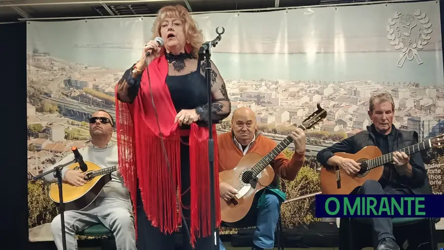 Noite de fados solidária dos escuteiros de Alhandra bateu recordes