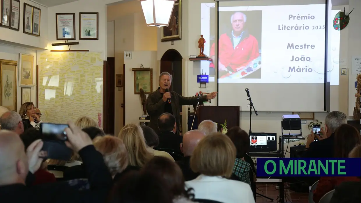 Alenquer prestou sentida homenagem ao pintor João Mário