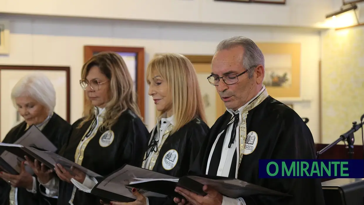 Alenquer prestou sentida homenagem ao pintor João Mário
