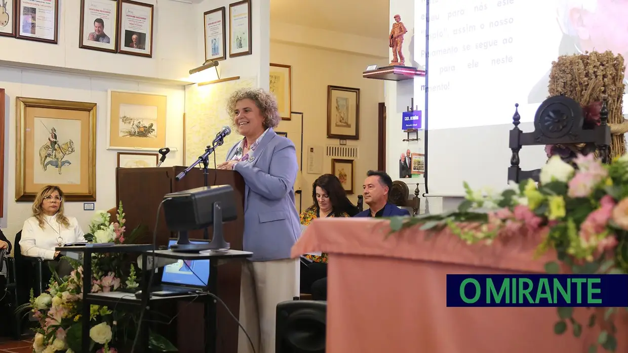 Alenquer prestou sentida homenagem ao pintor João Mário