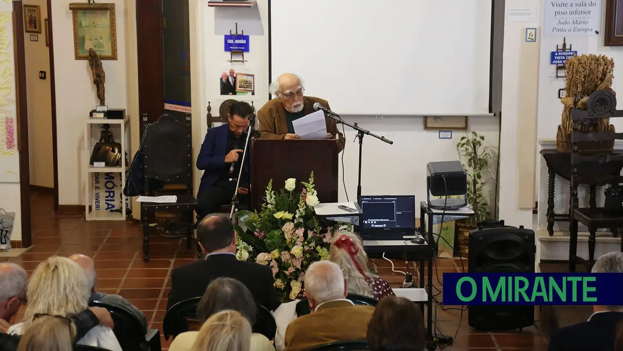 Alenquer prestou sentida homenagem ao pintor João Mário
