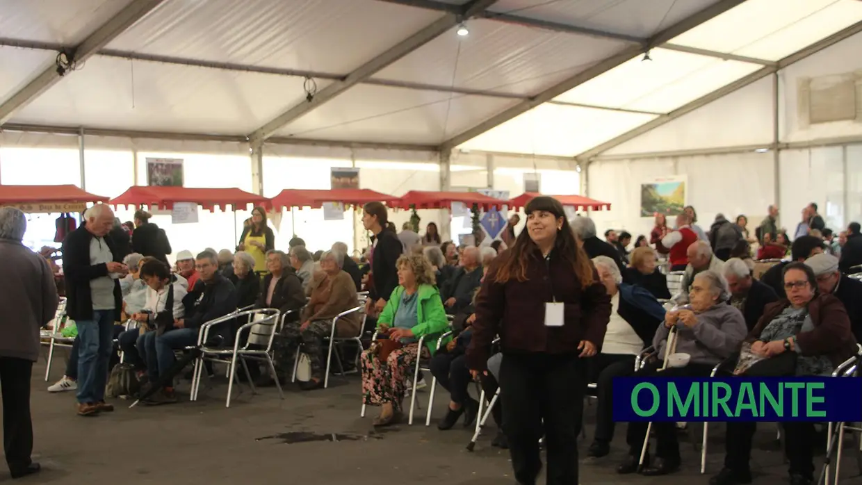 Festa do Marmelo juntou várias instituições no Mercado de Tomar por uma boa causa