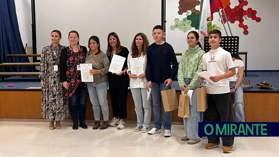 Alunos do Alto de Azambuja debatem ideias sobre Ambiente na Eslovénia