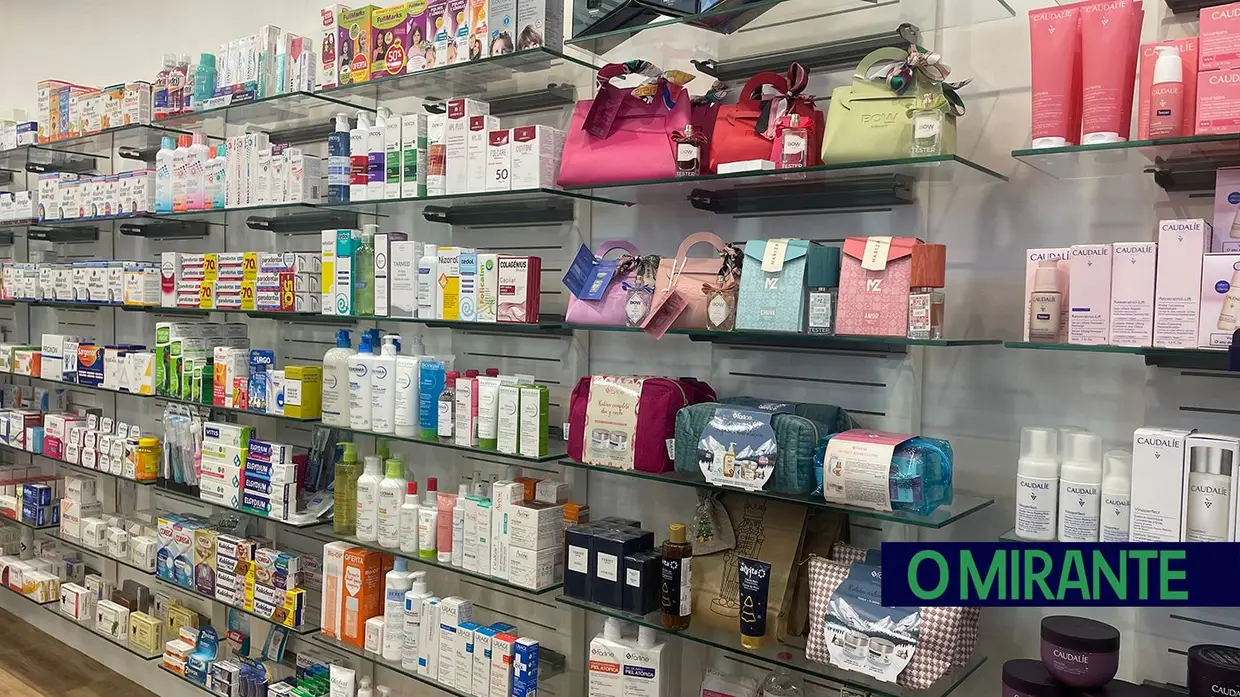 Farmácia Idealsaúde inaugurada em Santa Cita