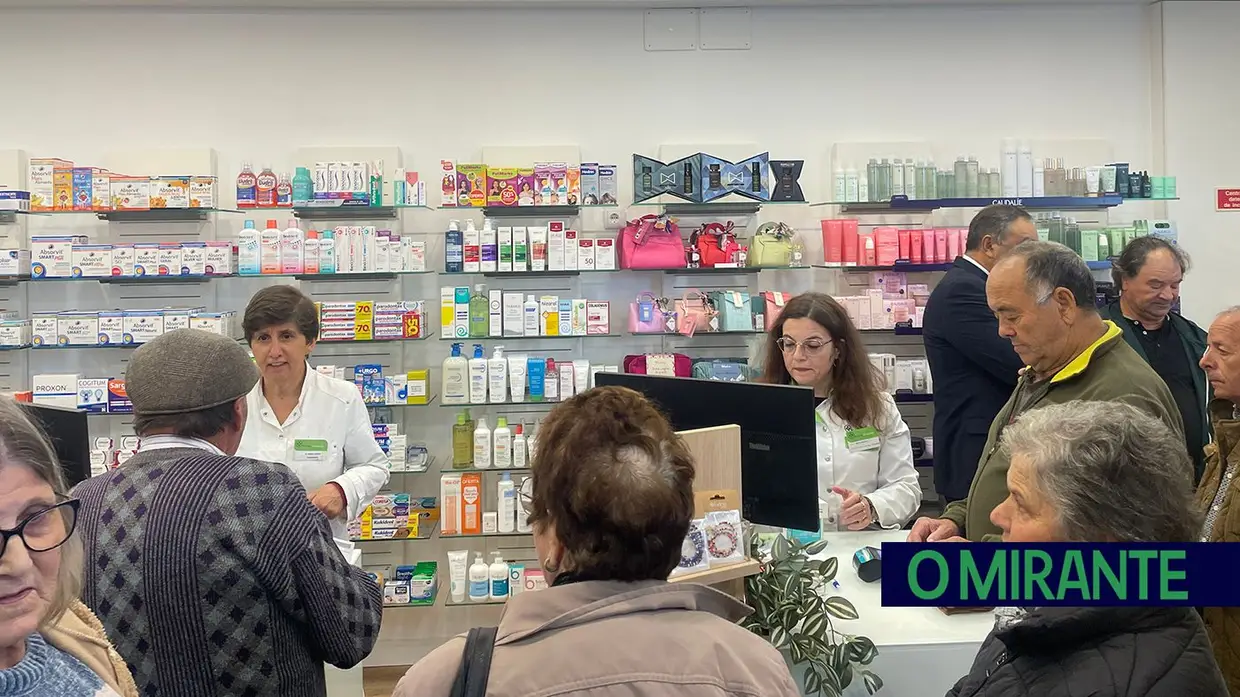 Farmácia Idealsaúde inaugurada em Santa Cita