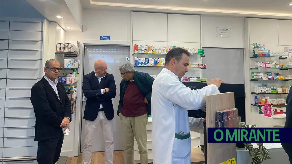 Farmácia Idealsaúde inaugurada em Santa Cita