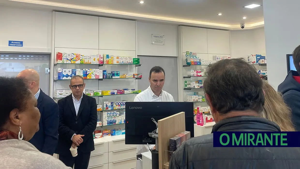 Farmácia Idealsaúde inaugurada em Santa Cita