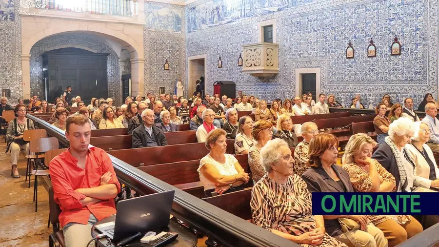 Restauro da Igreja Matriz de Samora Correia inspirou livro em dois volumes