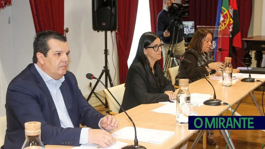 AD entende-se com o Chega para ter estabilidade na Câmara de Tomar