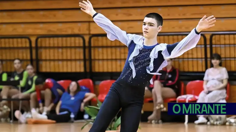 Salvador Amorim campeão nacional na 2ª divisão de patinagem artística