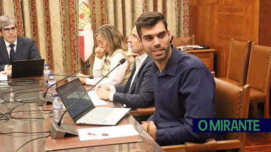 Estado das ruas na zona sul do Cartaxo preocupam munícipes e autarcas