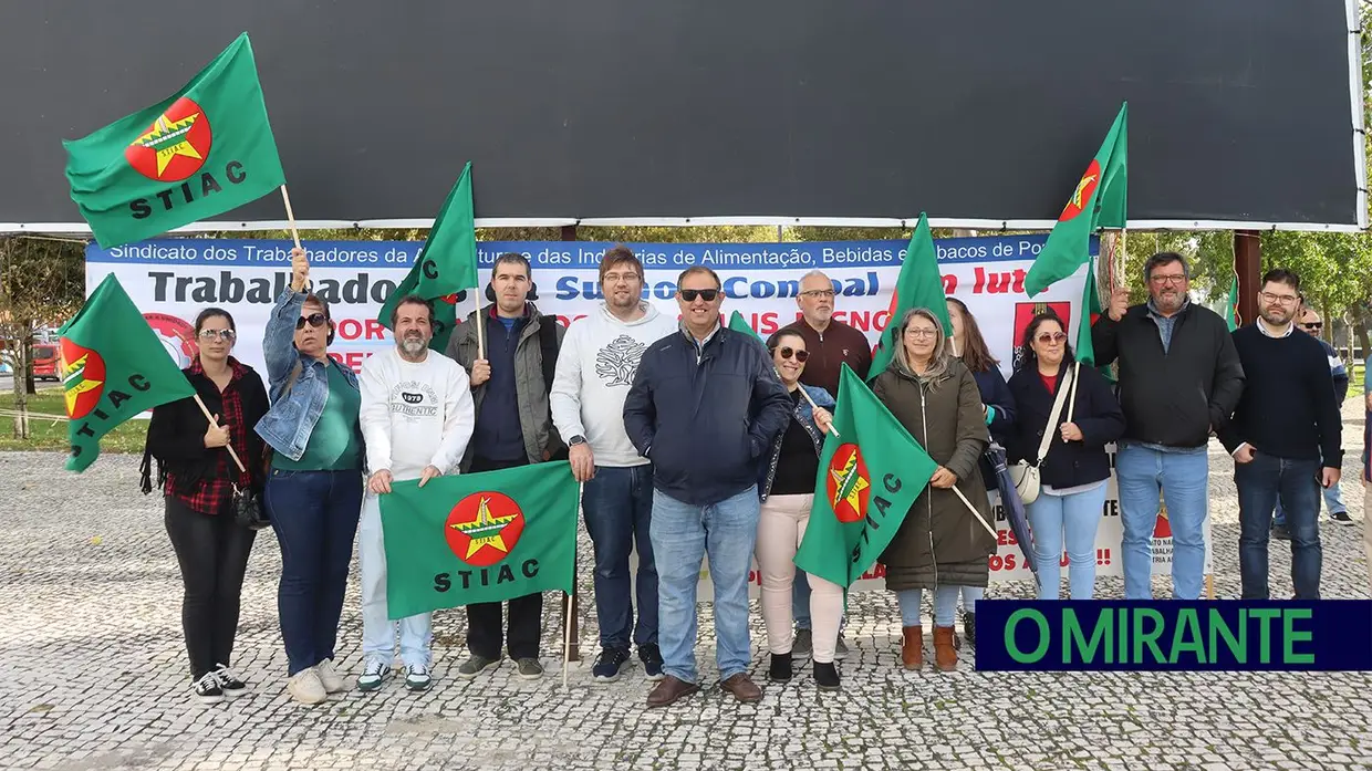 Trabalhadores da Sumol Compal em Almeirim em greve com adesão de 70%