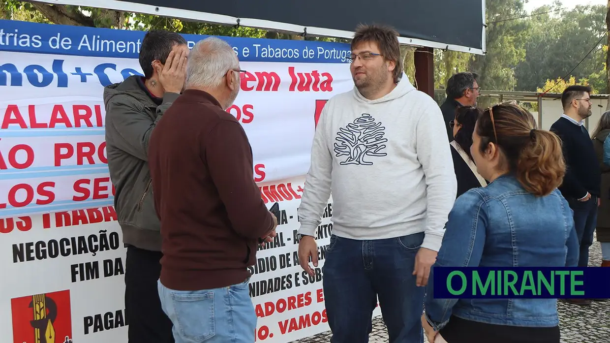 Trabalhadores da Sumol Compal em Almeirim em greve com adesão de 70%