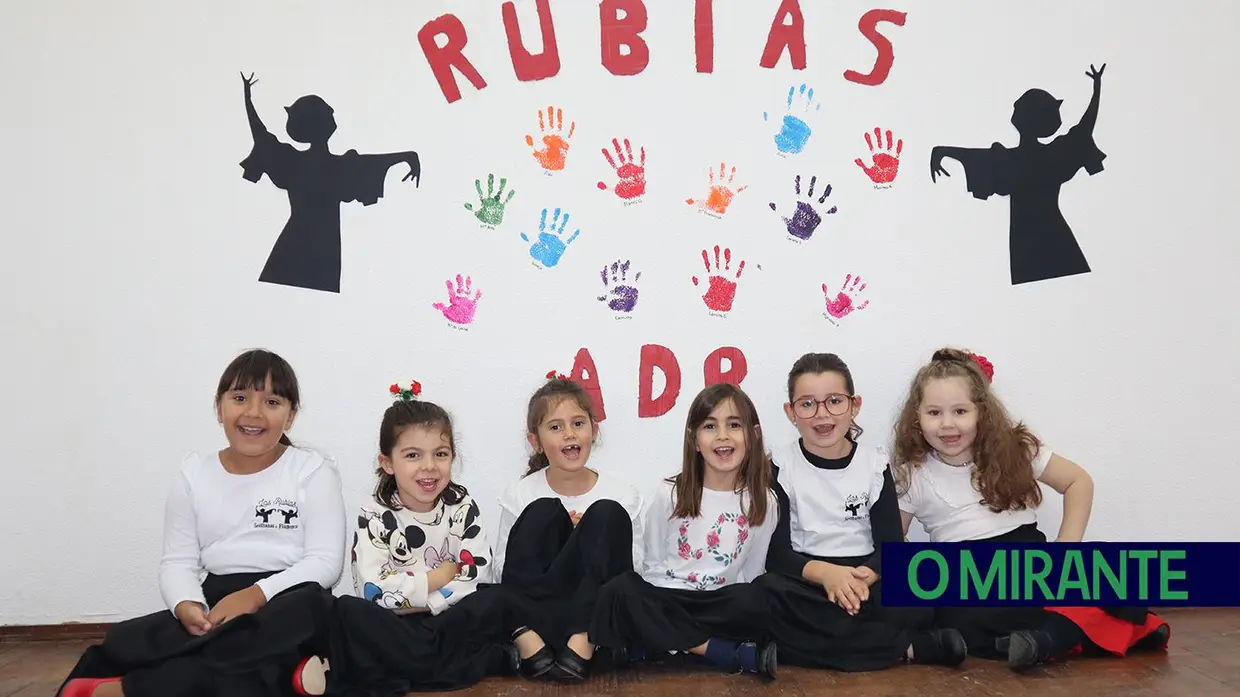 Las Rubias dão novo ritmo à aldeia de Vale do Paraíso