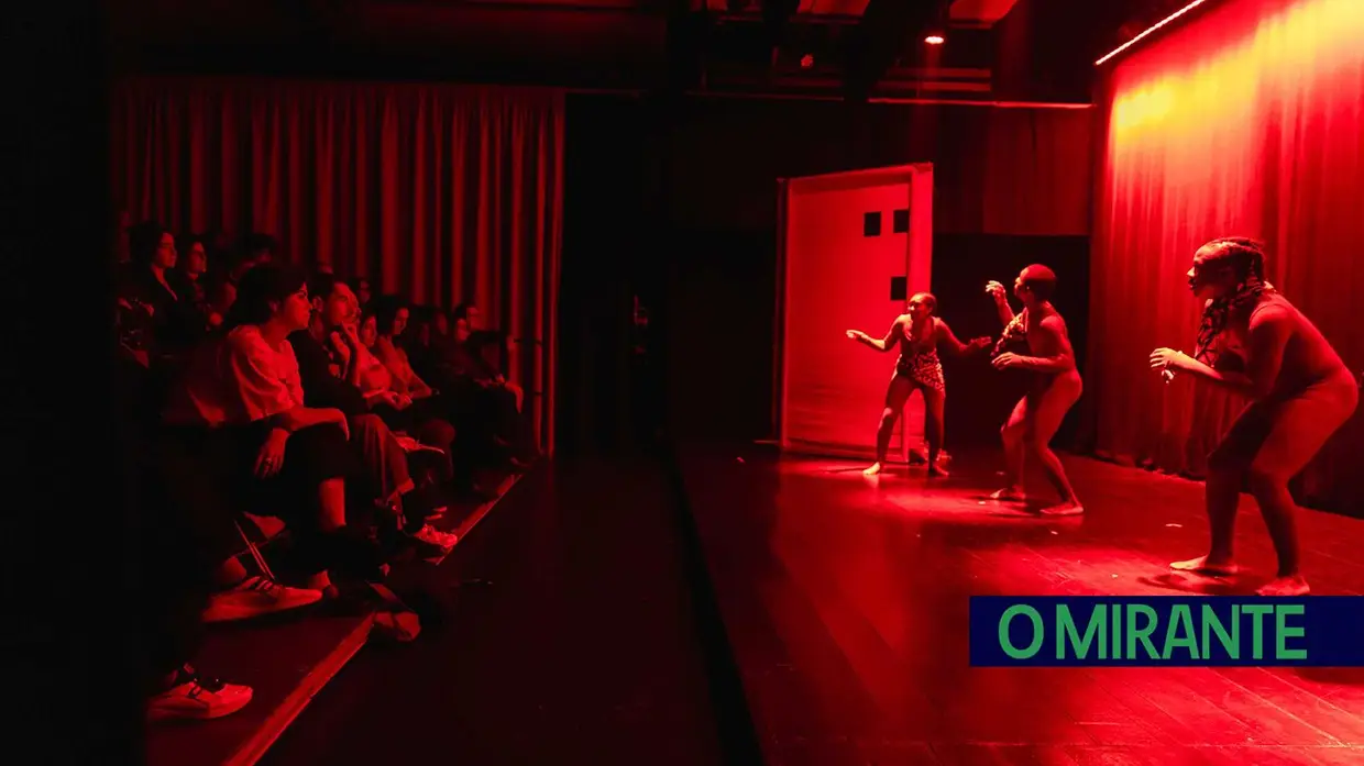 “Os Transparentes” da Companhia Cegada vai para digressão por Portugal e Espanha