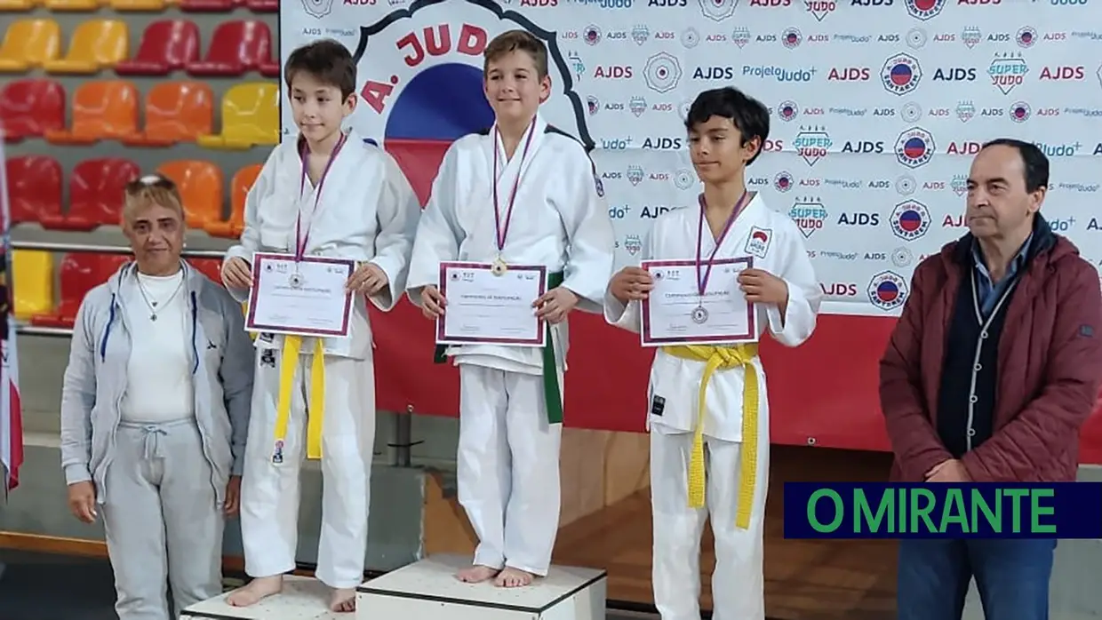 Judo da Casa do Benfica em Santarém com vários pódios no Entroncamento