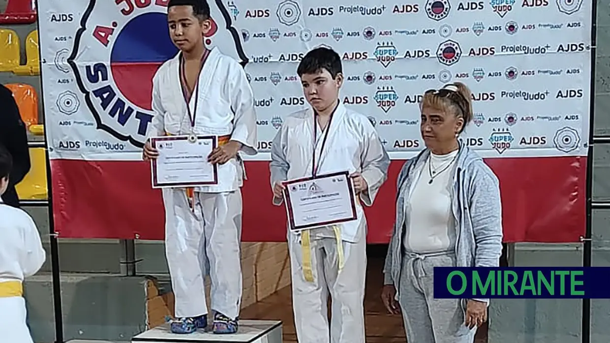 Judo da Casa do Benfica em Santarém com vários pódios no Entroncamento