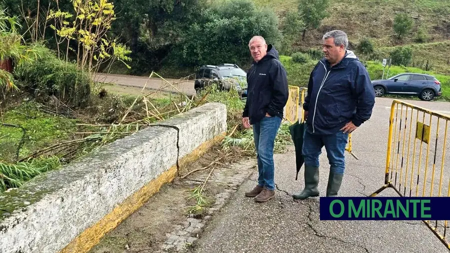 Ponte de Entre Ribeiras mantém restrições ao trânsito