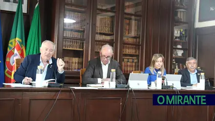 Azambuja aprova apoio de 30 mil euros para a Cruz Vermelha de Aveiras de Cima