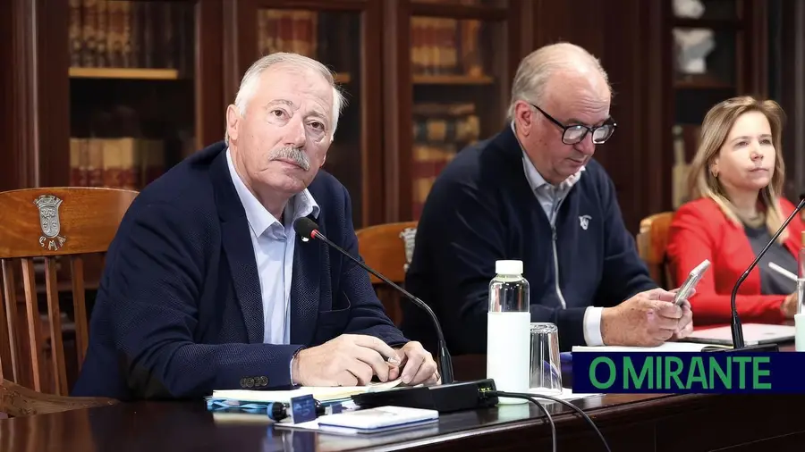 Mandato arranca em Azambuja com alertas para problemas antigos