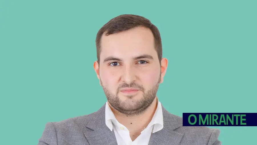 João Pedro Rabita reeleito presidente da Juventude Socialista de Almeirim