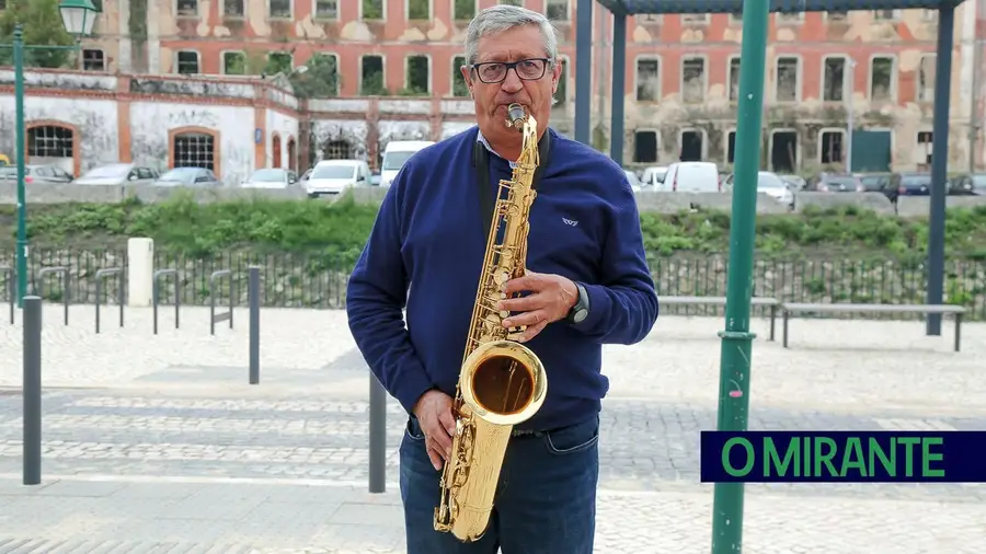 José Gomes reencontrou o saxofone após carreira na Força Aérea 