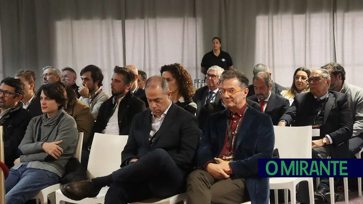 Empresários da metalurgia e eletromecânica reuniram em Santarém para debater desafios do sector