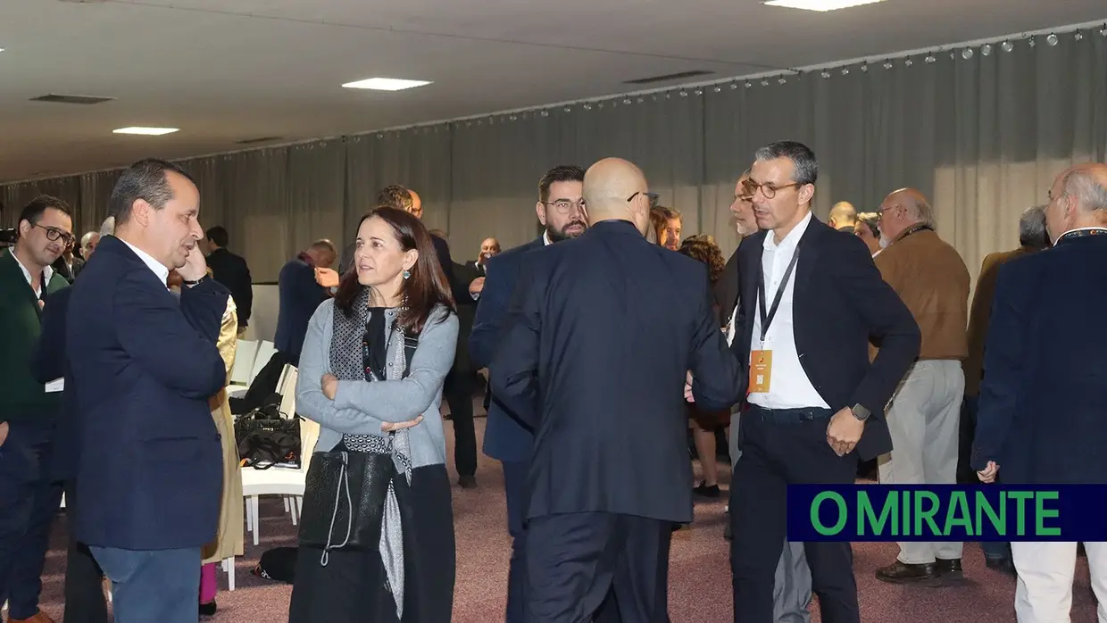 Empresários da metalurgia e eletromecânica reuniram em Santarém para debater desafios do sector