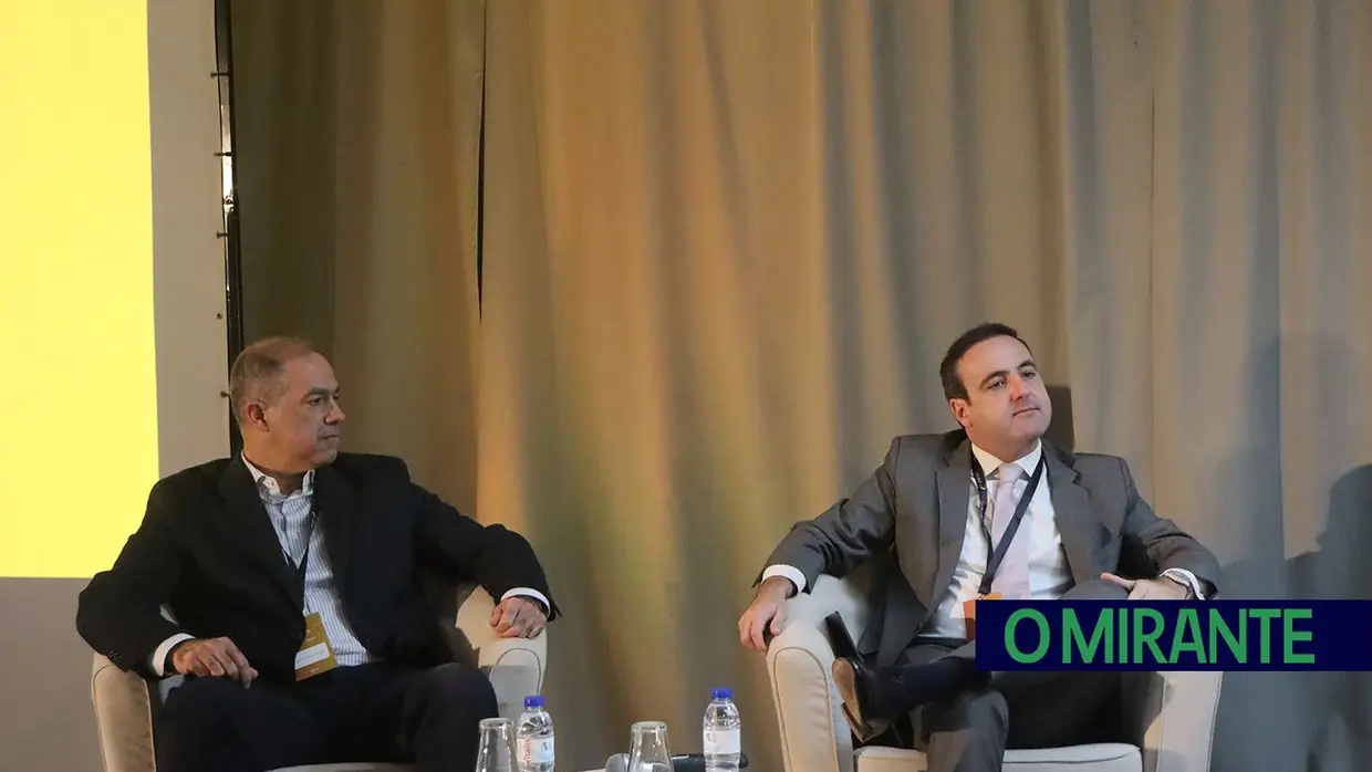 Empresários da metalurgia e eletromecânica reuniram em Santarém para debater desafios do sector