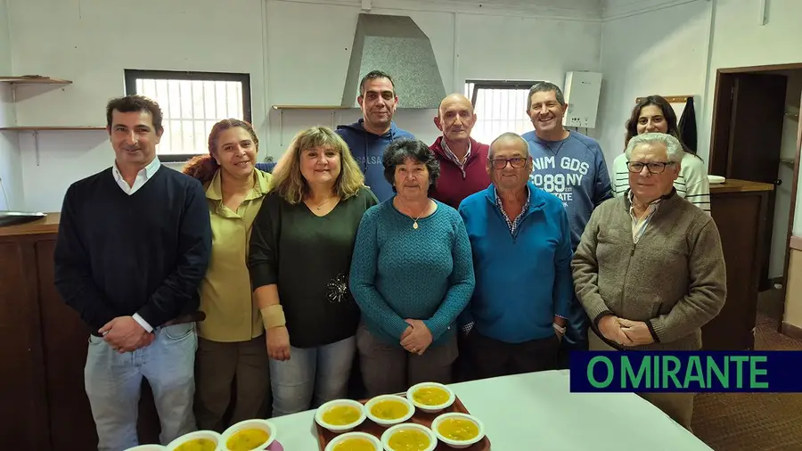Foros da Charneca celebra os seus idosos e reclama ventos de mudança